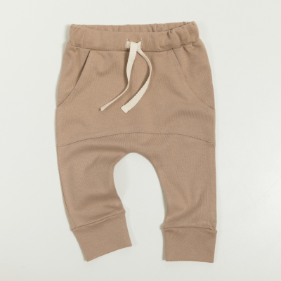 Calça Areia de suedine 