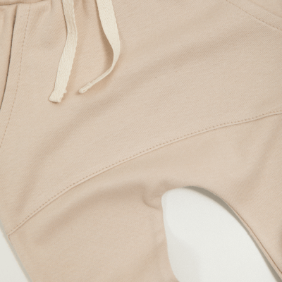 CALÇA LISA AVEIA COM BOLSO CANGURU